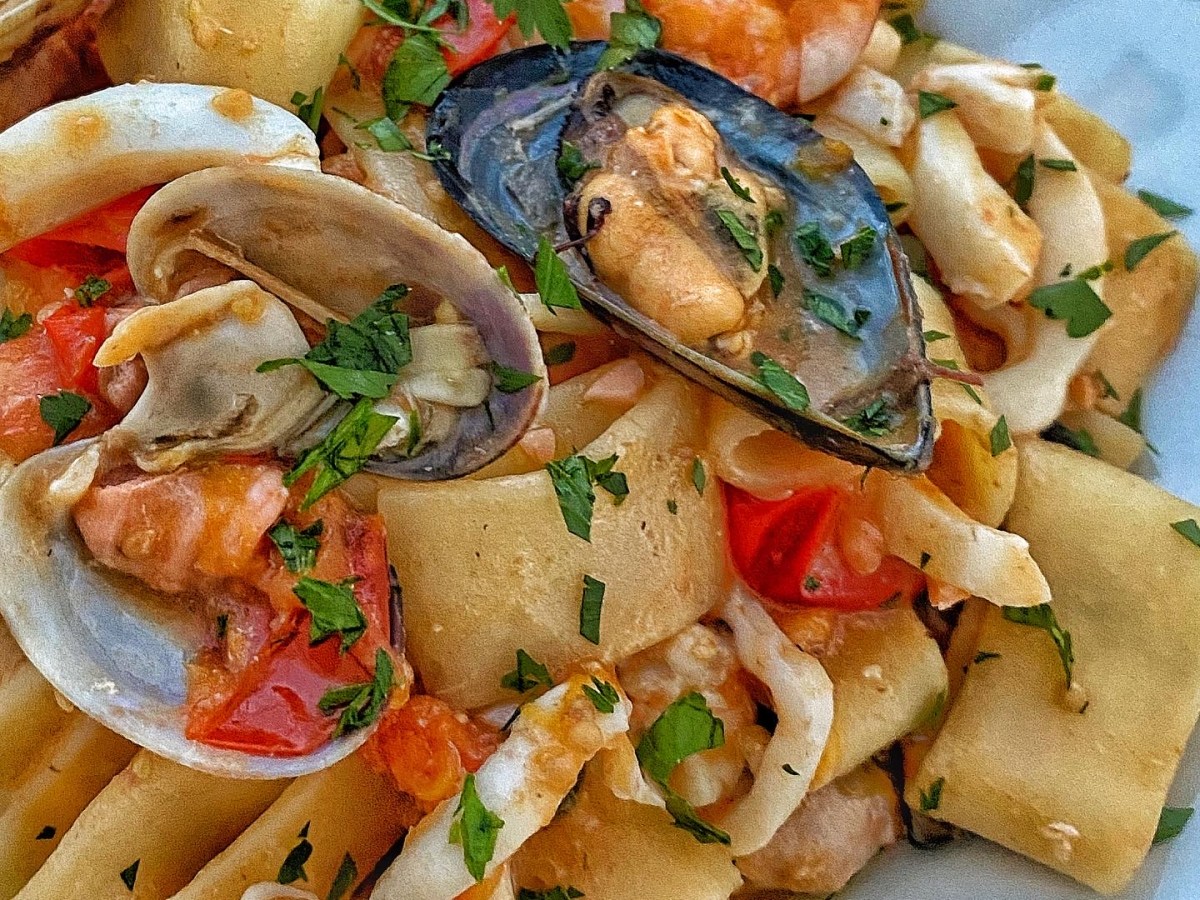 Another epic pasta at the Trullo! CALAMARATA PASTA AI FRUTTI DI MARE…Tasty & fresh seafood&nbsp;pasta!
